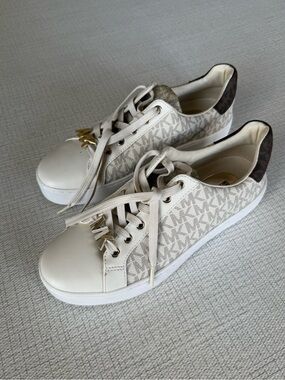 Michael Kors Cream and Brown MK Monogram Low-Top Sneakers